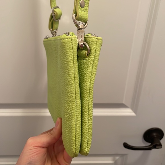 Jewel Citrus Lime Pebble Street Style Urban purse. Removal shoulder strap. - Picture 3 of 10